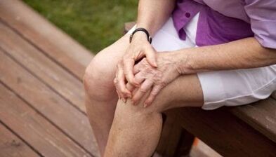 Symptomer vun Arthrosis vum Knéi Gelenk